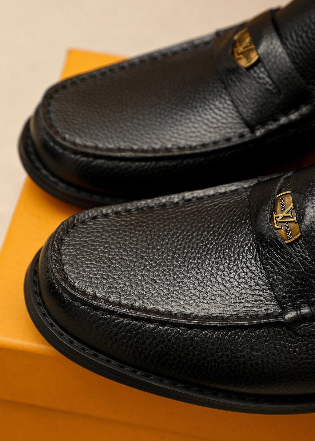 Louis Vuitton Black Pebbled Leather Loafers